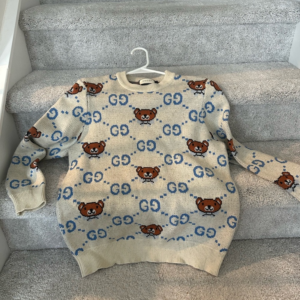 Gucci Cream Sweater with Bear Motif
